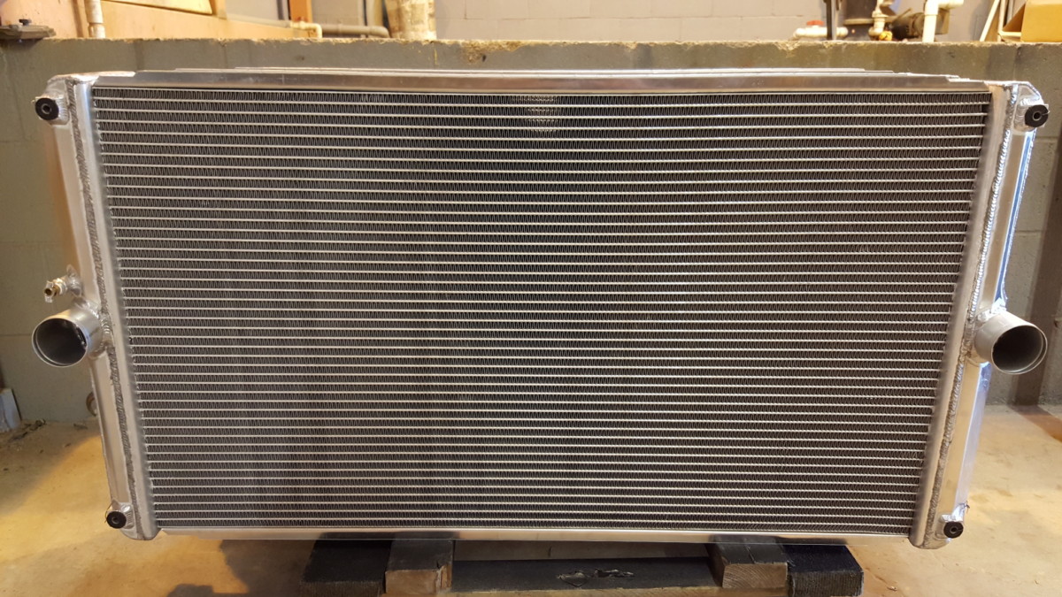 All Aluminum Custom Radiator For A Caterpillar M Grader To Replace