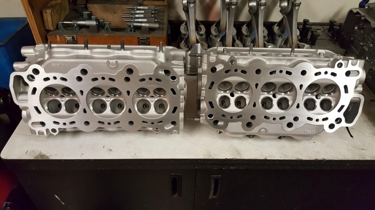 Aluminum Honda V Cylinder Heads For Valve Job Surface Which Includes