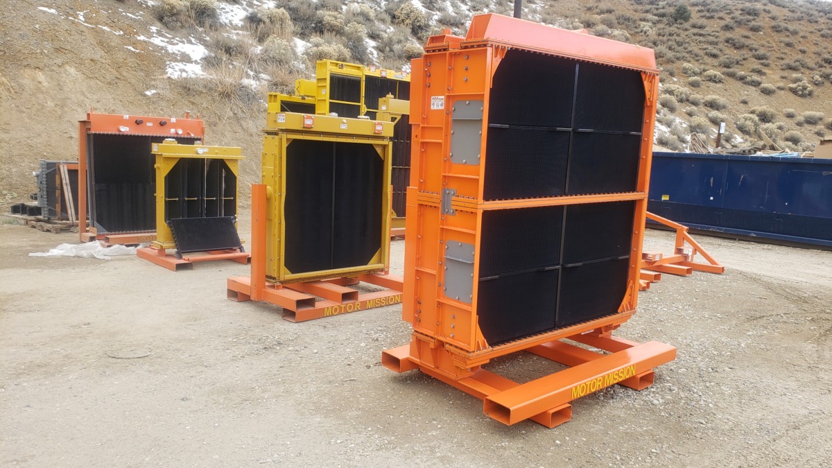 Hitachi EX5500 Open Pit Mining Shovel Radiator Repairing, Rebuilding ...