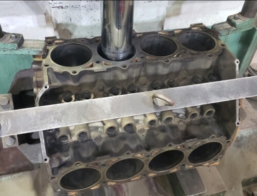AMC Cast Iron V8 Engine Block Cylinders Boring and Honing For New Oversize Pistons