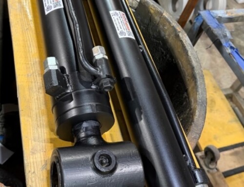 Hydraulic Cylinders Worn and Damaged Repairing and Rebuilding
